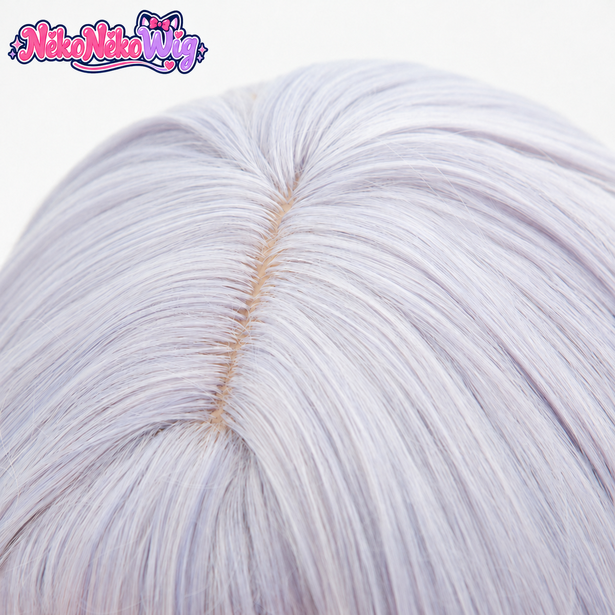 Close-up of the crown parting on a silver-lavender Noelle cosplay wig